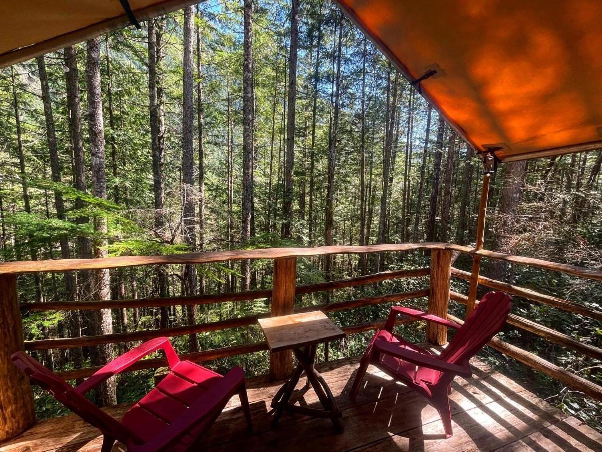 Ruby Lake Resort Madeira Park Kültér fotó